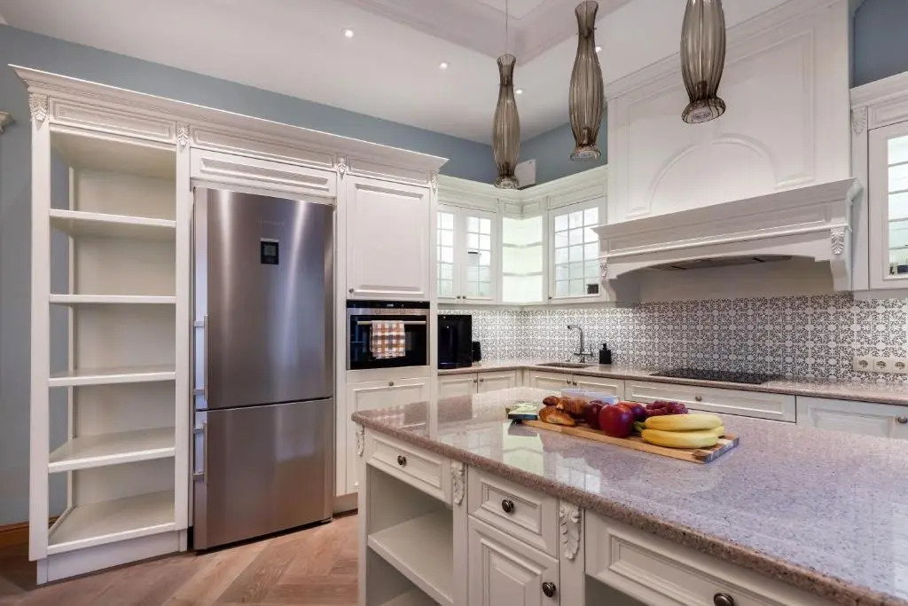 Luxury 2BDR Heart Of Old Town