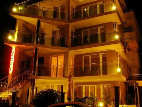 VENIS House