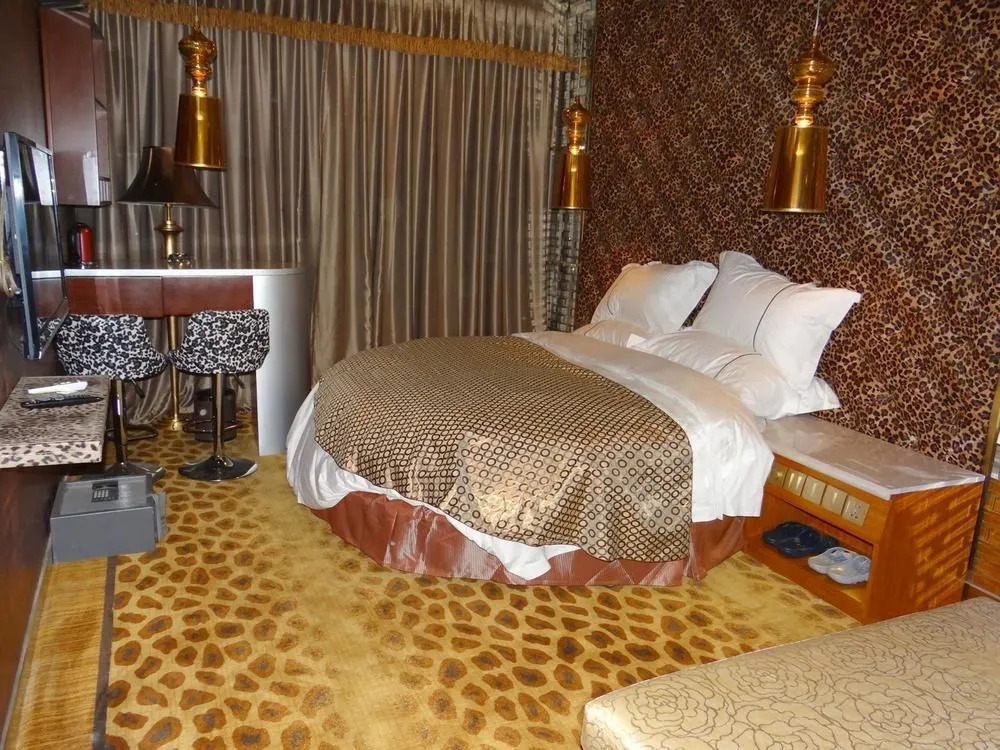 Yiya Sunshine Hotel Guanshang - Kunming