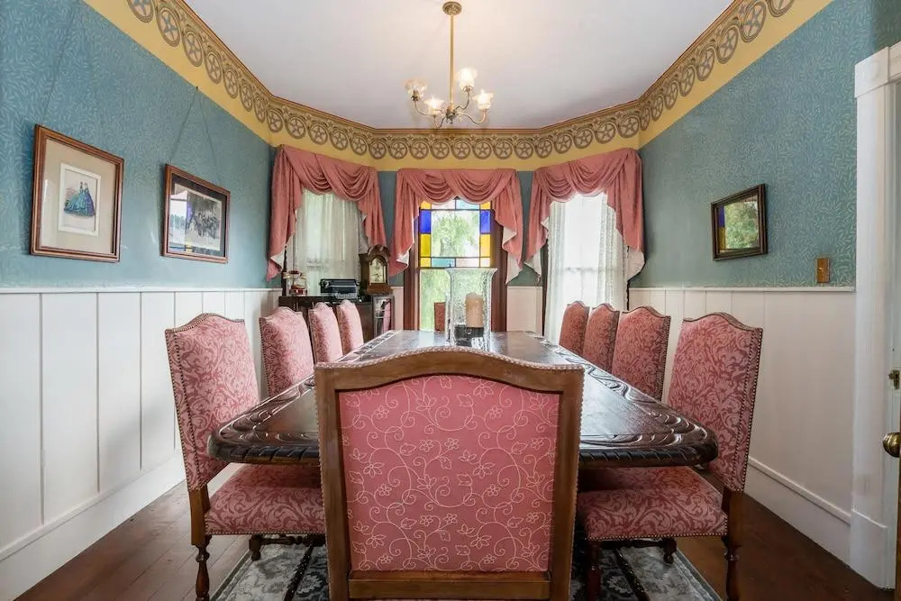 Madison Street Inn