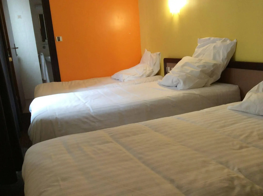 Hotel De La Place