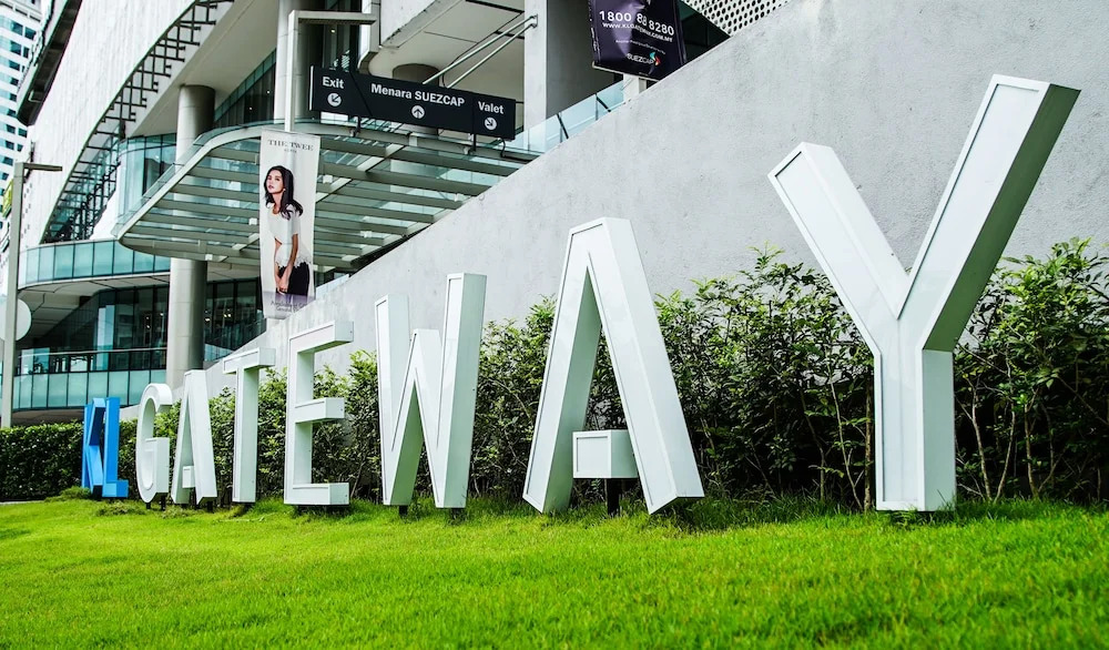 Lily and Loft - KL Gateway Bangsar LRT, WIFI, Netflix