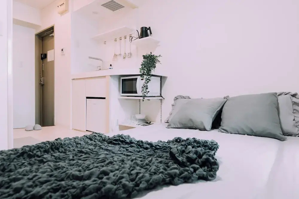 Minimalist Loft 805