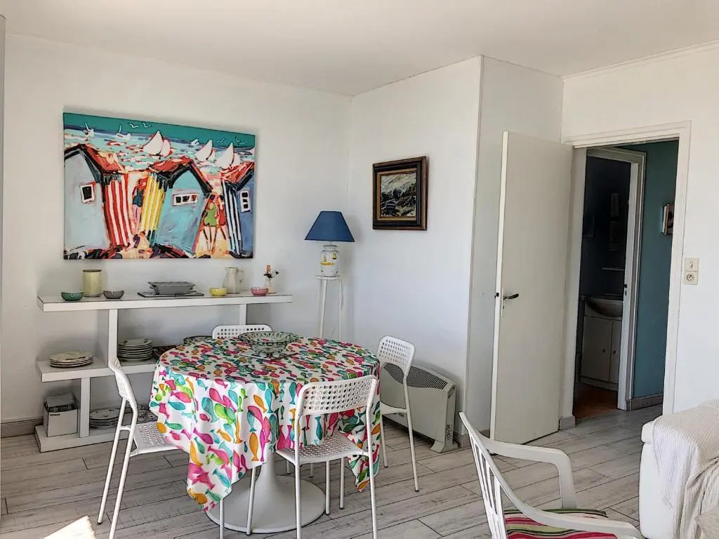 Appartement Jullouville, 2 pièces, 2 personnes - FR-1-361-154