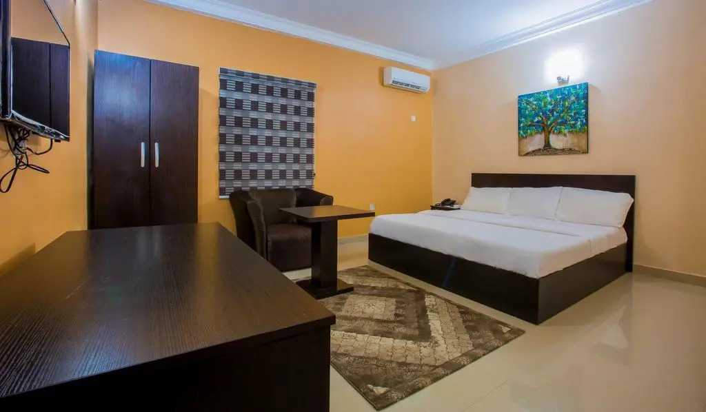 Frankeyz Haven Suites
