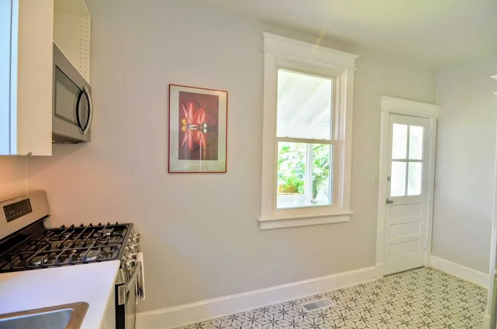 16 Cleveland Ave 2 Bedroom Home