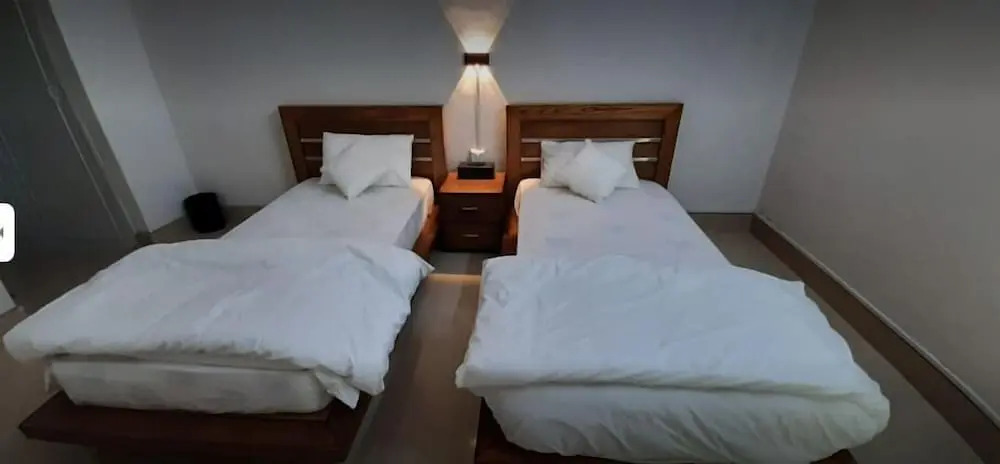 Sharja Hotel And Restaurant
