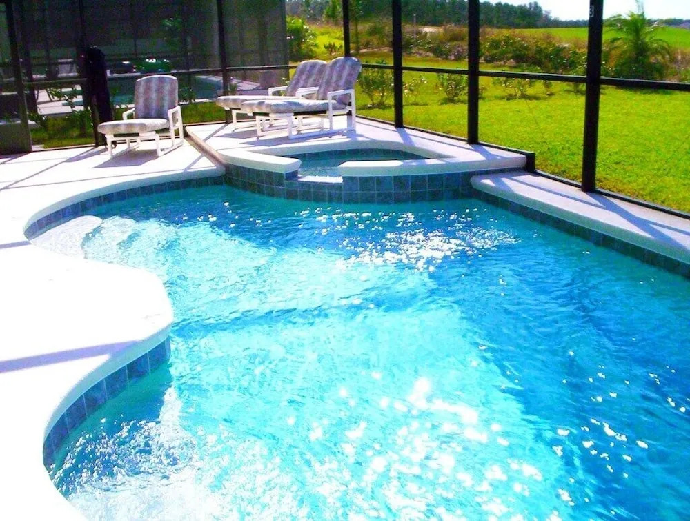 5-Bedroom Villa in Davenport 506 BONVILLE