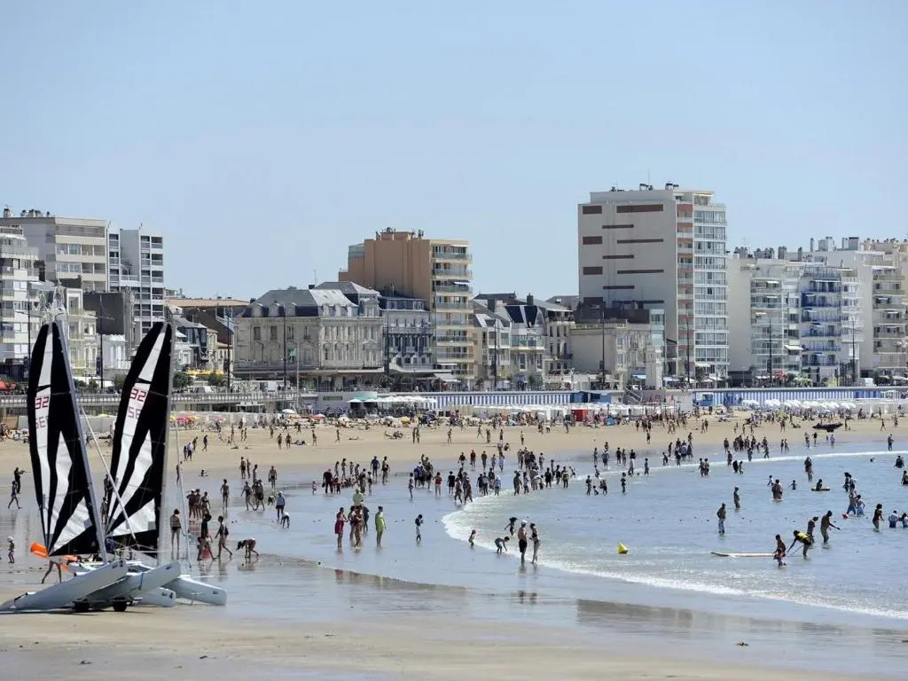 Appartement Les Sables-d'Olonne, 4 pièces, 7 personnes - FR-1-92-883