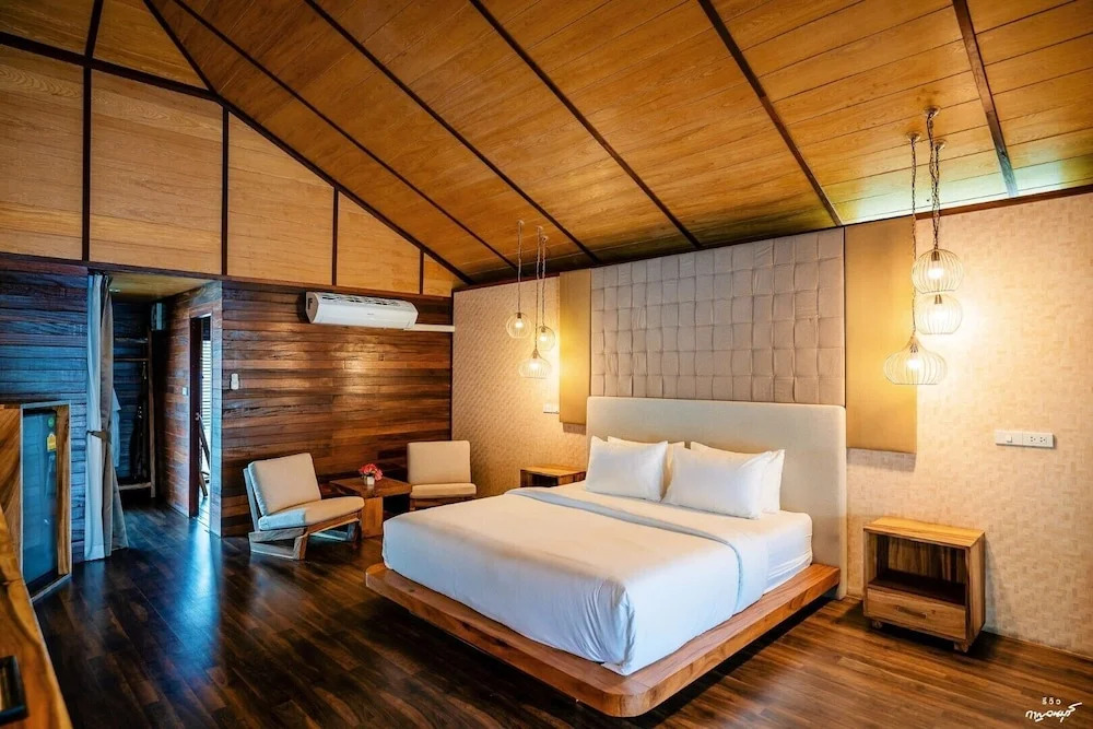 Ruknam Resort
