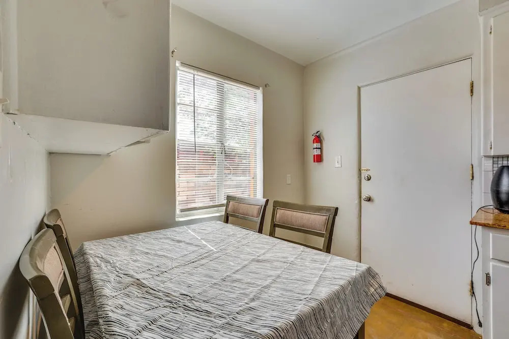 Central & Quaint Phoenix Condo - Pets Welcome!