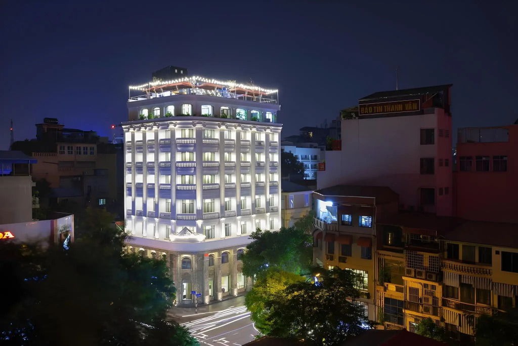 Halais Hotel