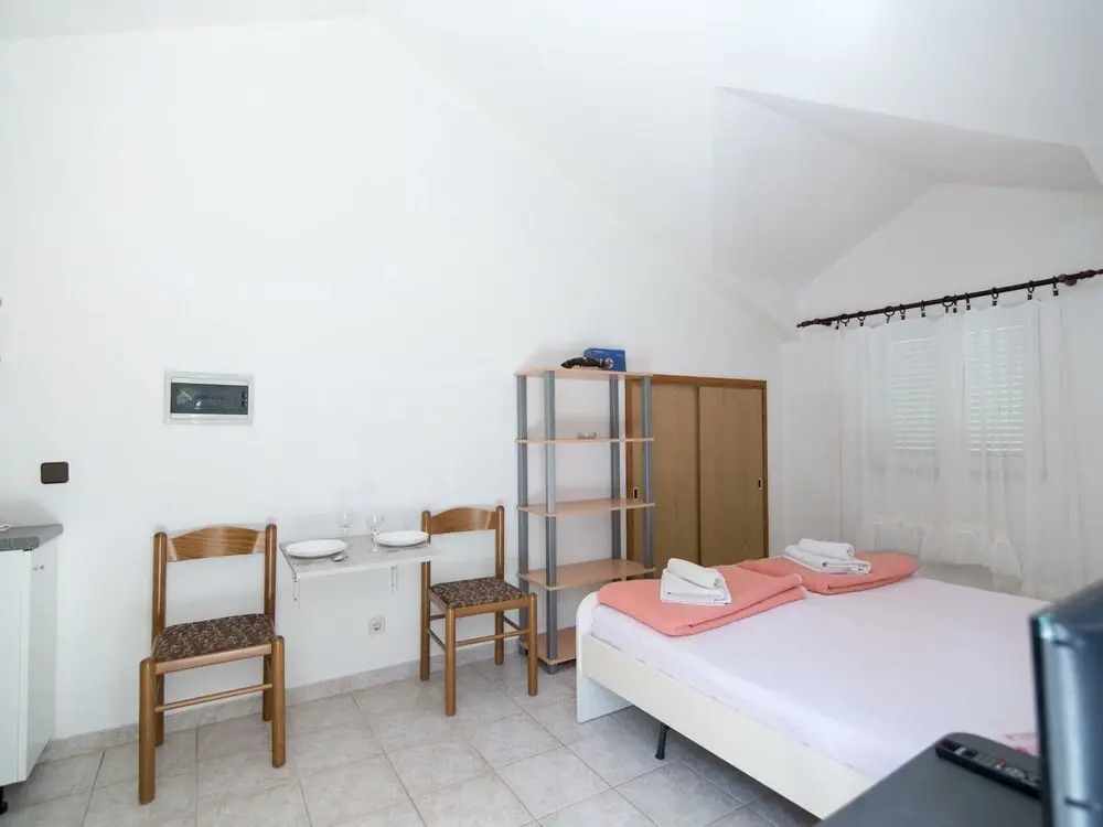Apartments Pinija - Studio With Terrace -