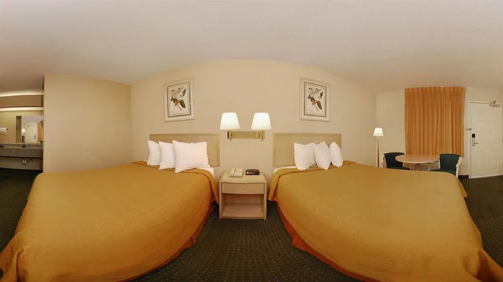 Rodeway Inn
