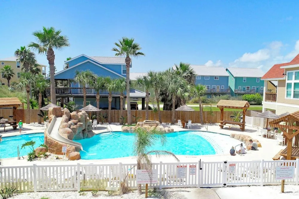 The Chic Retreat Condo Bs203 3 Bedrooms 3 Bathrooms Condo