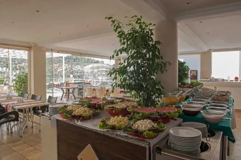 Corendon Iassos Modern Hotel