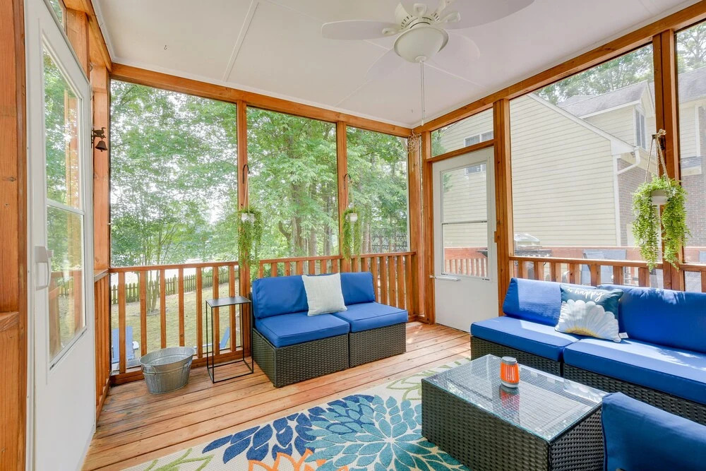 Lakefront Raleigh Retreat ~ 7 Mi to Downtown!