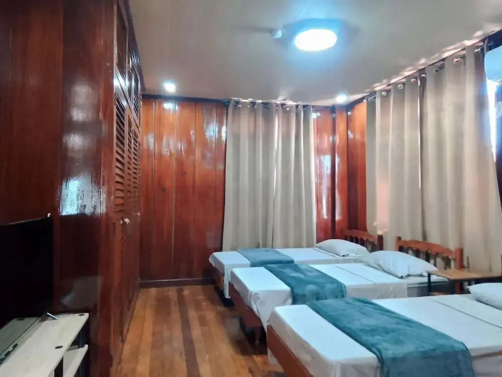 Topaz Bed & Breakfast Hotel