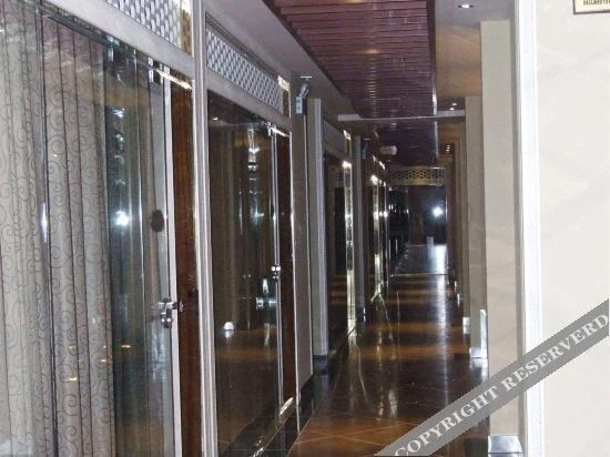 Yinlong Hotel