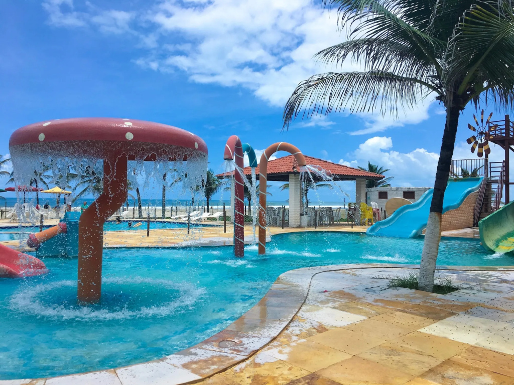 Jangadeiro Praia Hotel Resort - Parque Aquático e Pé na Areia