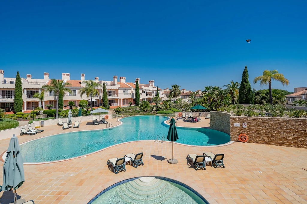 Luxury Townhouse in Palmyra Vila Sol Resort By Ideal Homes Near Vilamoura