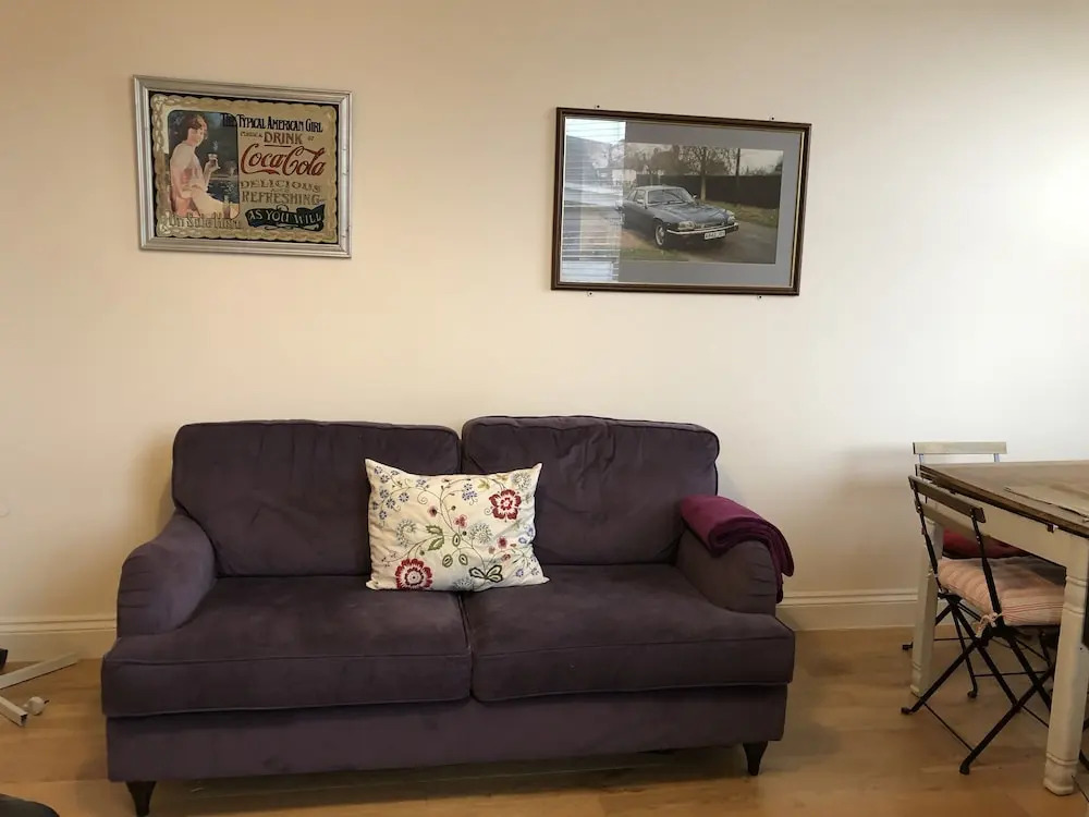 2 Bed Flat by Shoreditch Station Zone 1