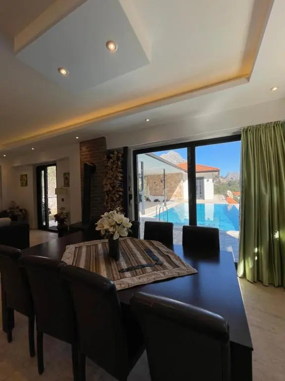 Antalya Villa Esiyok with heated pool