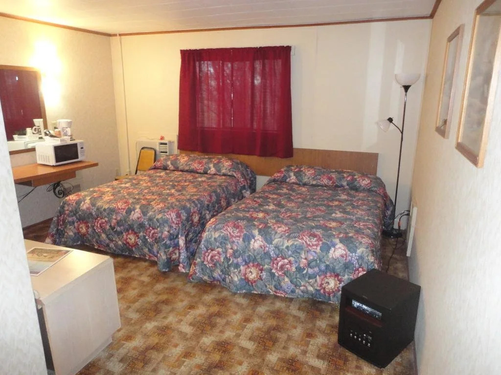 Empire Motel