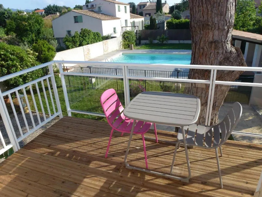 Studio de Charme, Piscine Et Mer a Pieds
