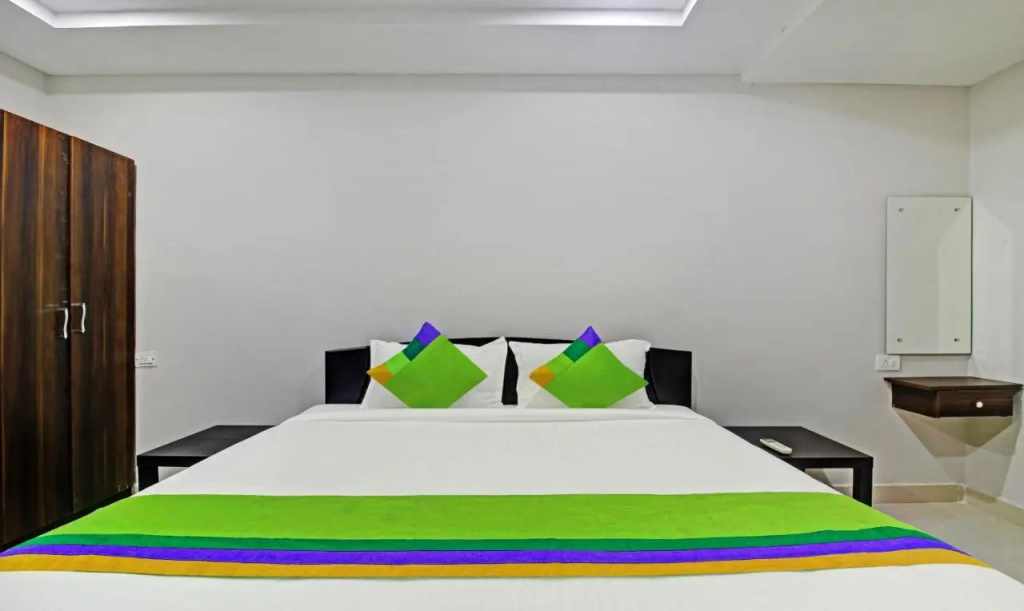 Itsy Hotels Sunrise Grand, Hitech City