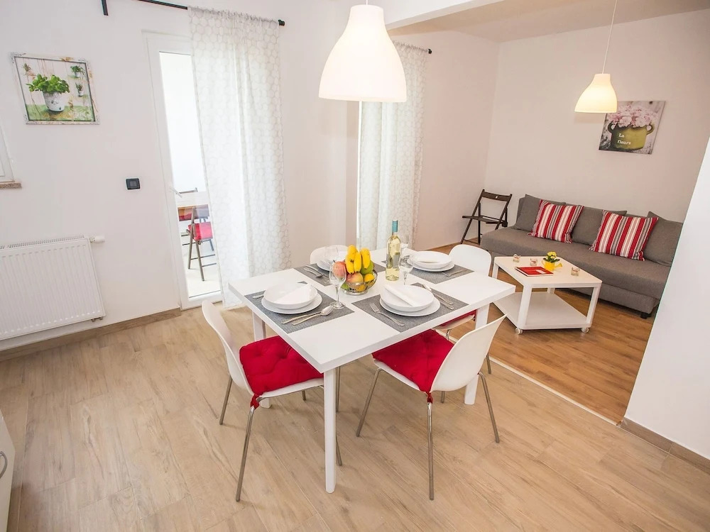Exquisite Apartment With Private Terrace in Porec