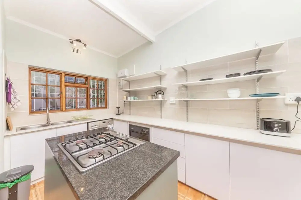 Beachside 2BD Home in the Heart of Sea Point!