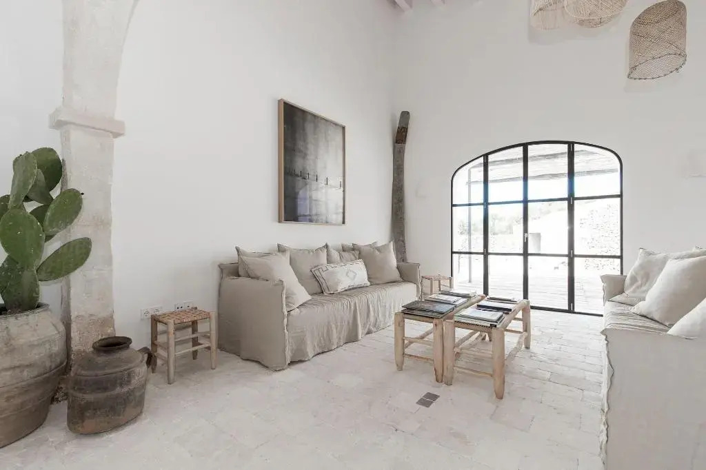 Torre Vella – Fontenille Collection