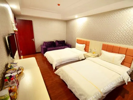 V8 E-games Hotel