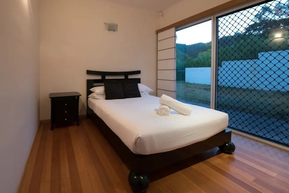 180 views king suite NB Pets must be okd by host B4 booking as T&Cs Apply CALL Bella Vista on Nara