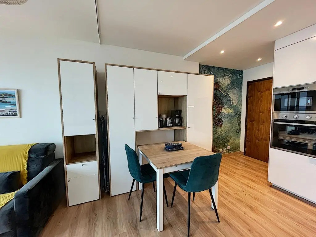 Appartement Granville, 2 pièces, 4 personnes - FR-1-361-383