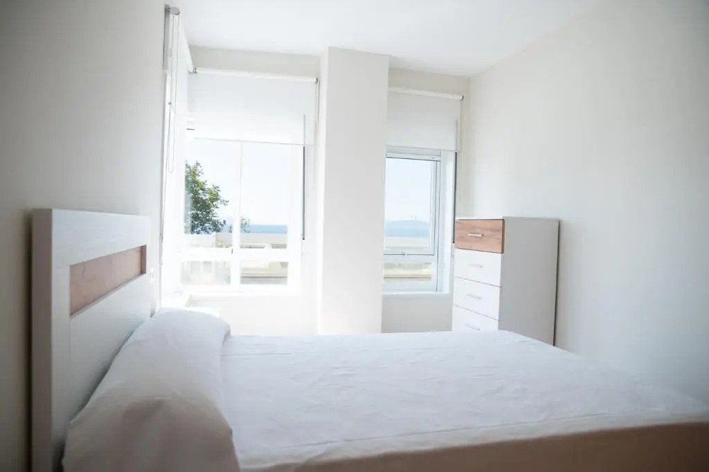 Apartment on the First Line of Samil Beach and With Frontal Views of the sea