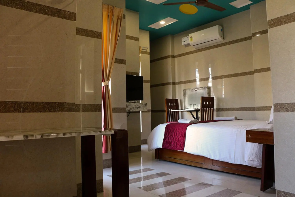 Hotel Blue Stone