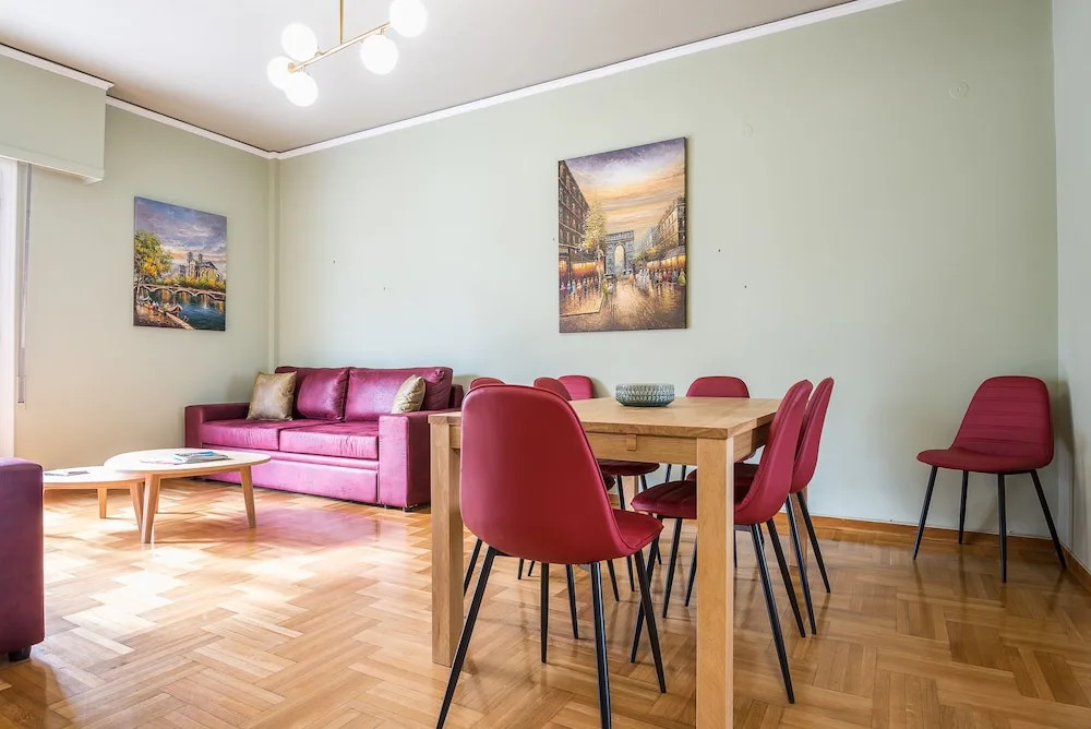Victoria Paradise Apartments