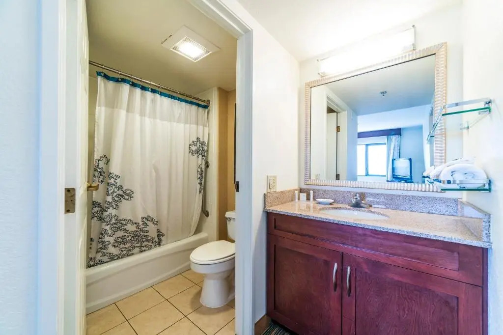 Metro PHX Upstairs 2bd sleeps 6 heated pool PETS ALLOWED