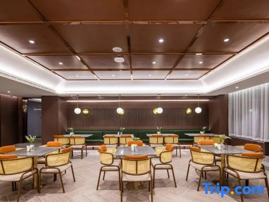 Crystal Hotel