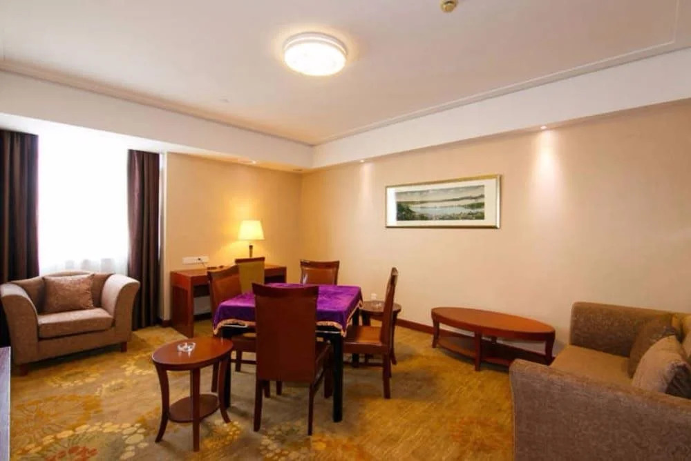Lanchen Hotel