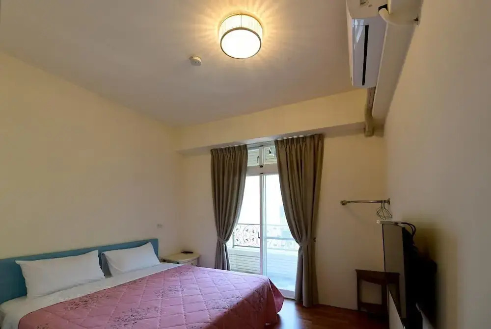 Light Time Homestay
