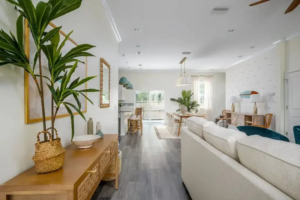 Fun Airy Florida Vacation Home With Private Pool