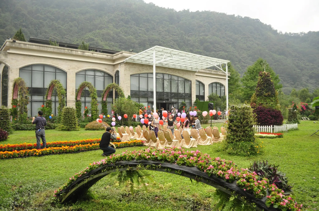 Tai-Yi Red Maple Resort