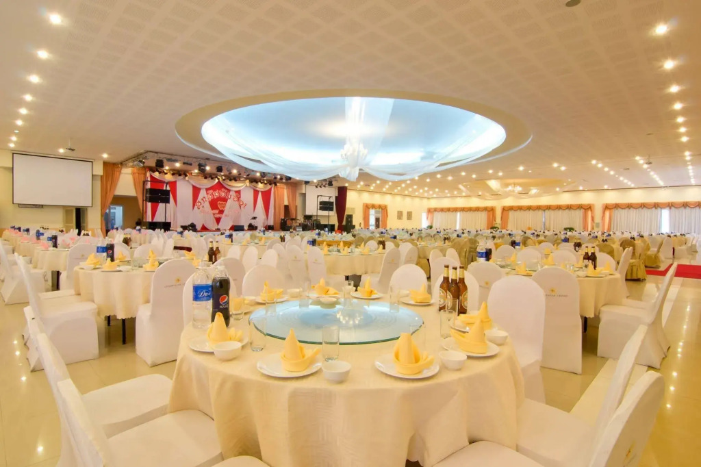 Champasak Grand Hotel