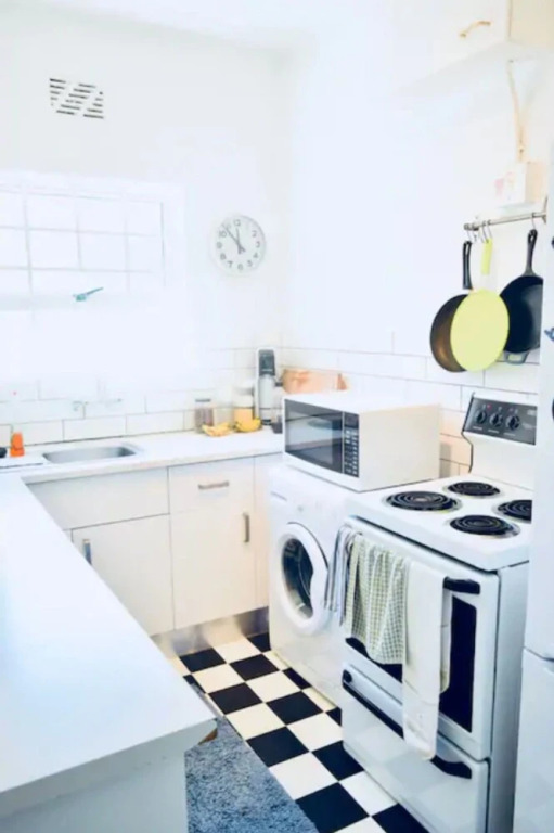 Cozy 1 Bedroom Apartment in Oranjezicht