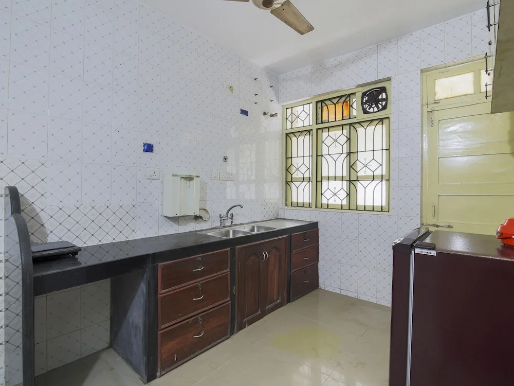 OYO 15638 Home Spacious 2BHK Mapusa