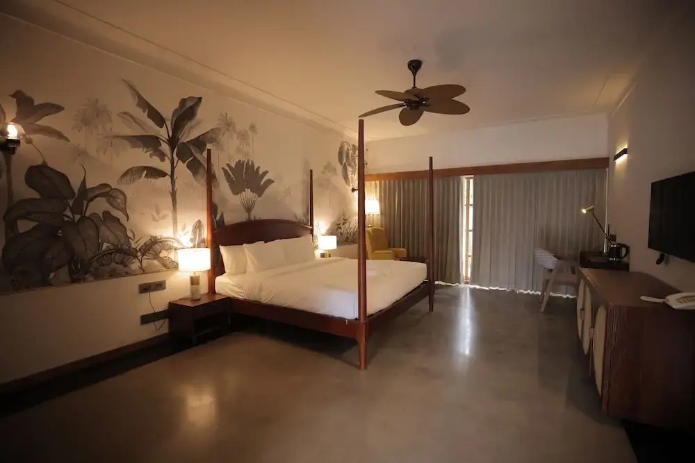 Prasanthi Hotel