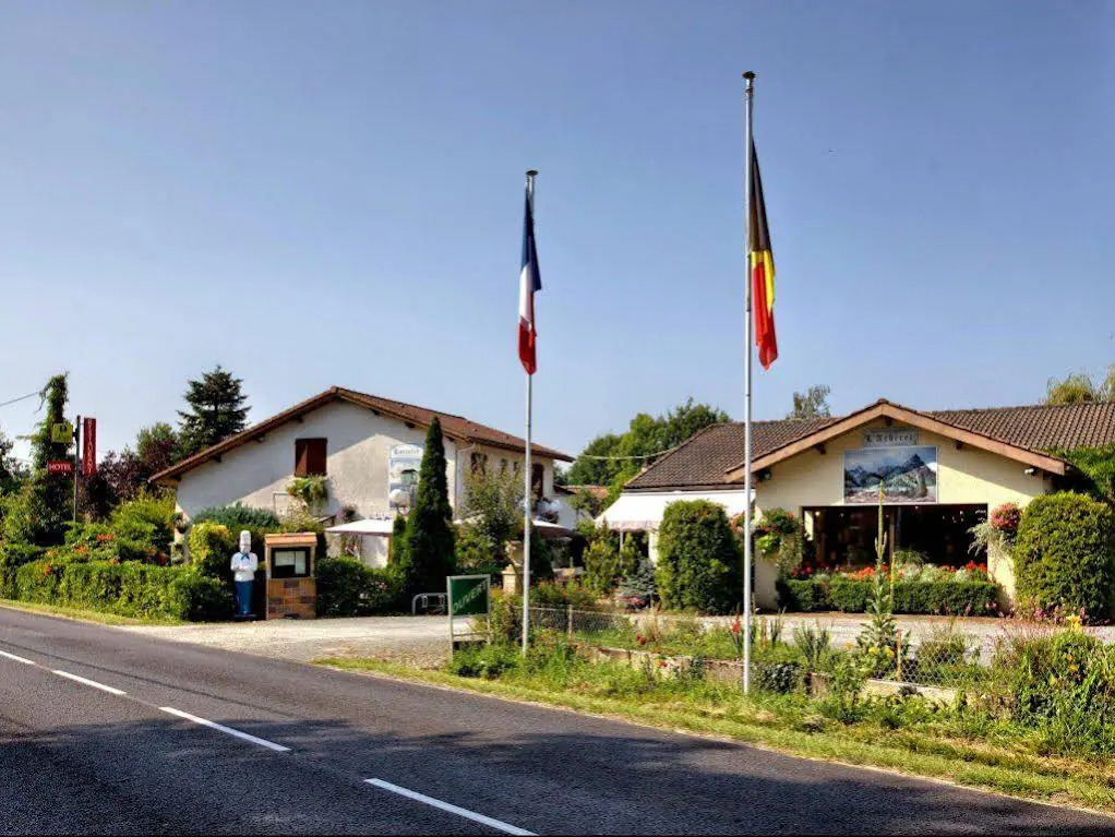 Logis lArberet